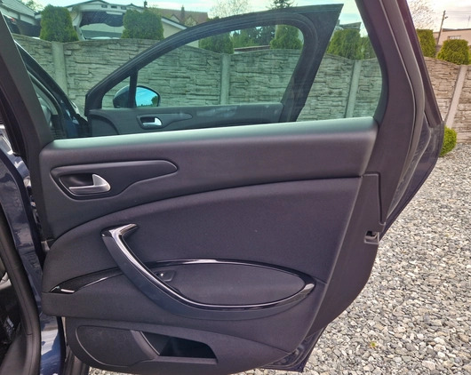 Citroen C5 cena 39999 przebieg: 185000, rok produkcji 2015 z Gniezno małe 742